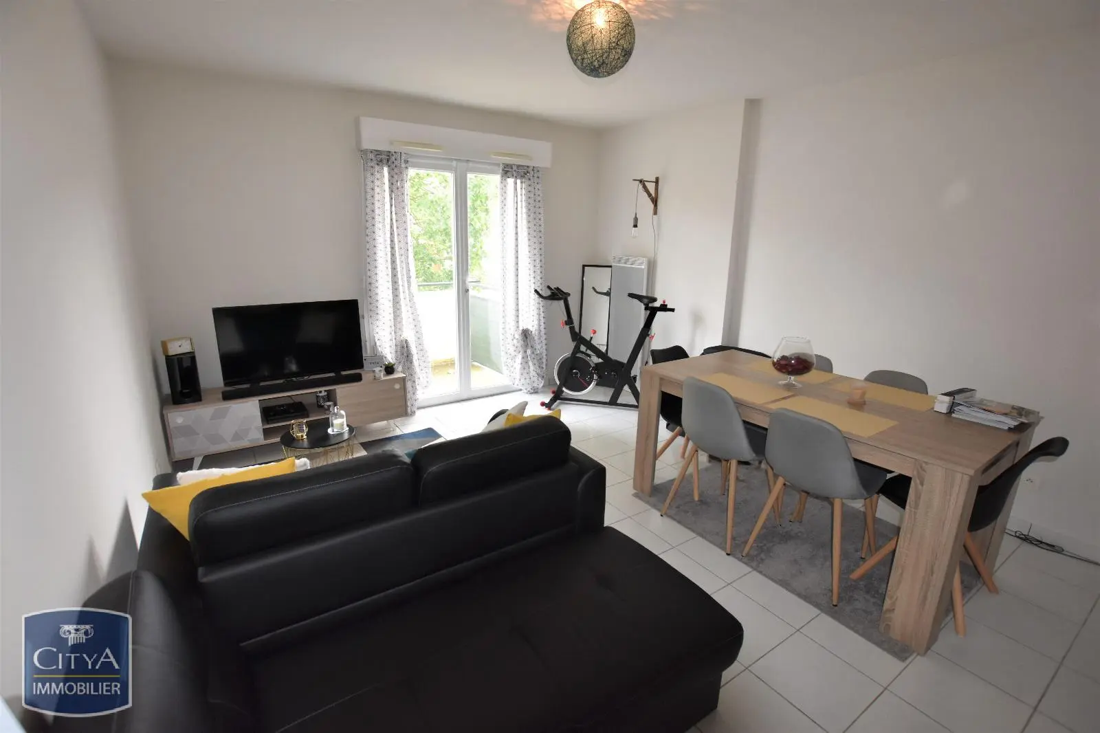 Photo 1 Appartement 2 pièces 42.77m²