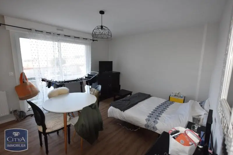 Photo 2 Appartement 1 pièce 29.99m²