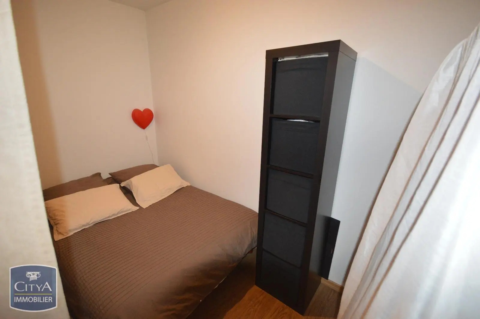 CHOLET CENTRE VILLE LOCATION T1 PARKING