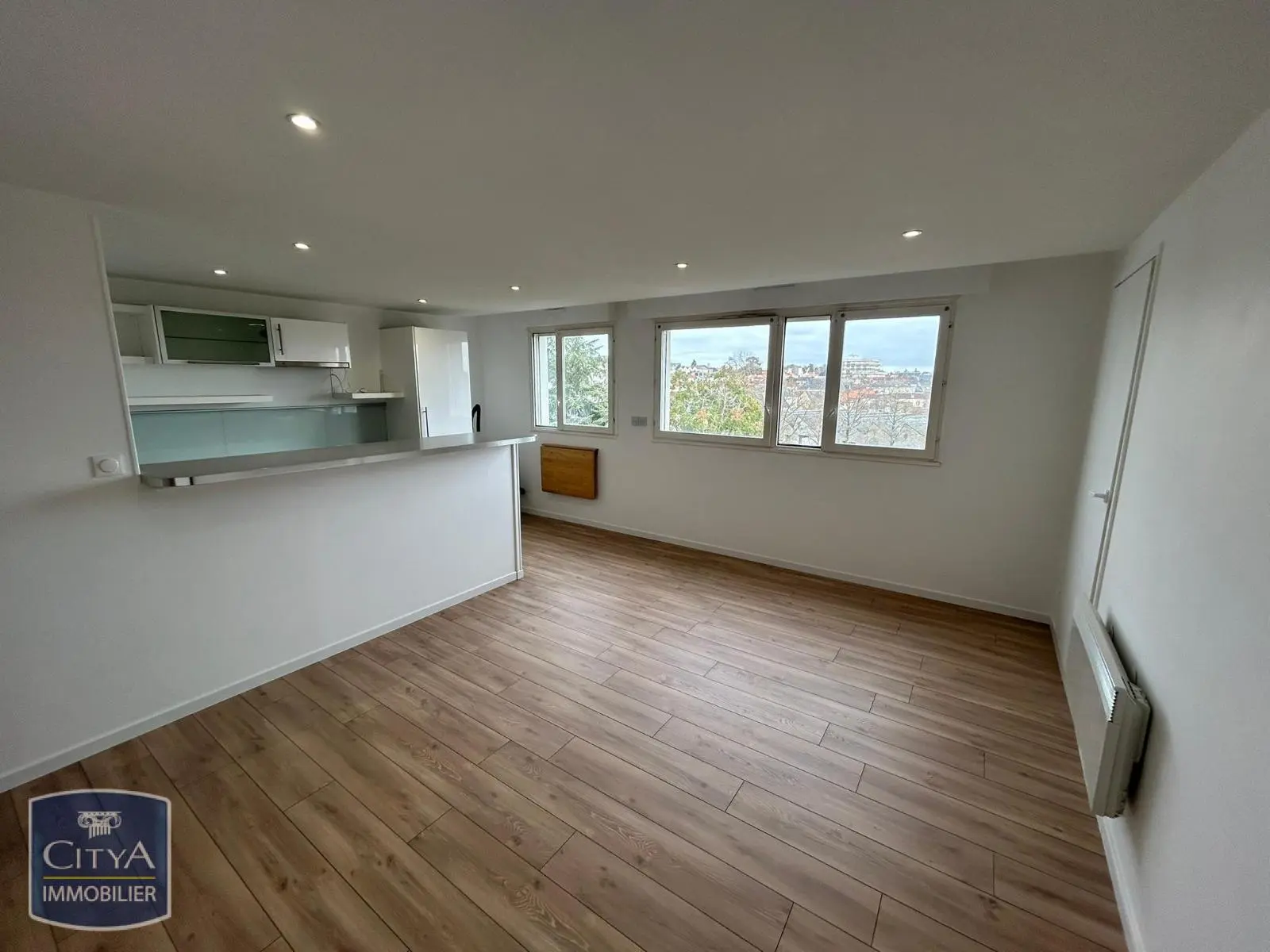 Photo 1 Appartement 2 pièces 53.7m²