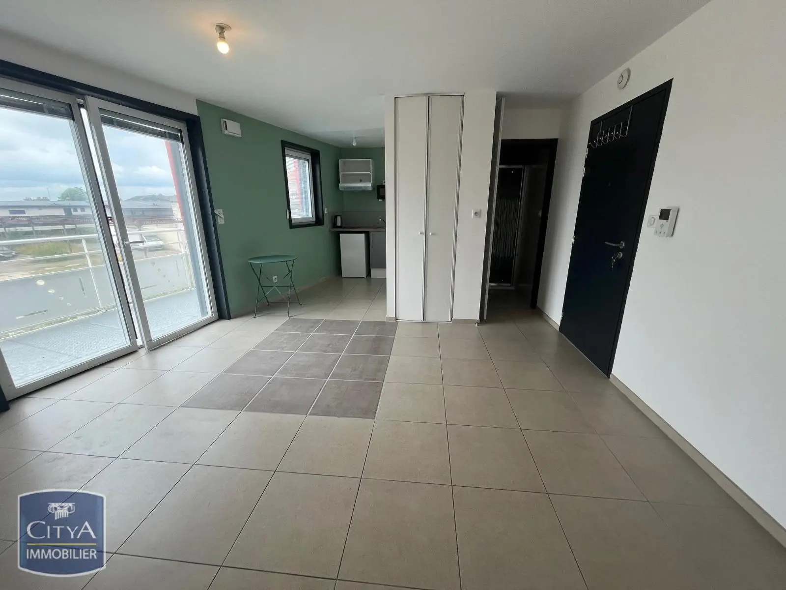 Photo 1 Appartement 1 pièce 25.55m²