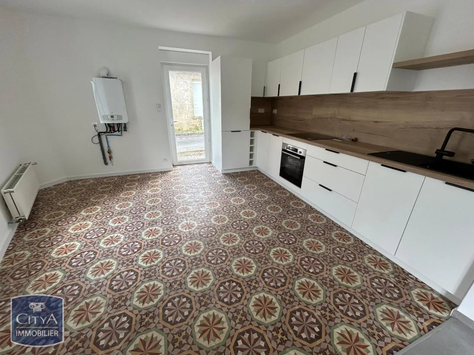 Photo 1 Maison 4 pièces 102.16m²