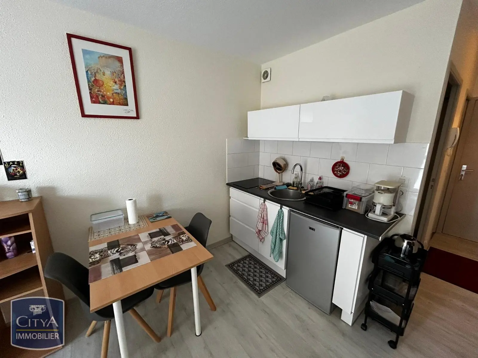 Photo 2 Appartement 1 pièce 24.05m²