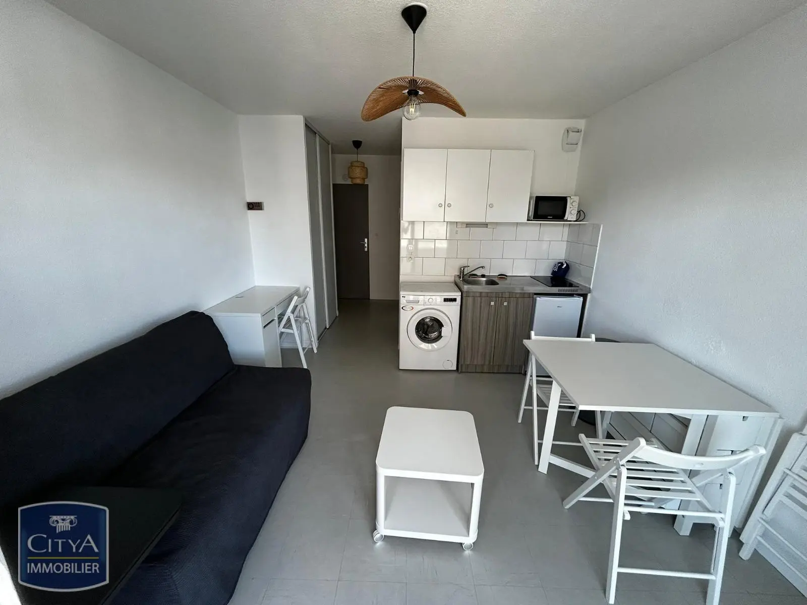 Photo 1 Appartement 1 pièce 20m²