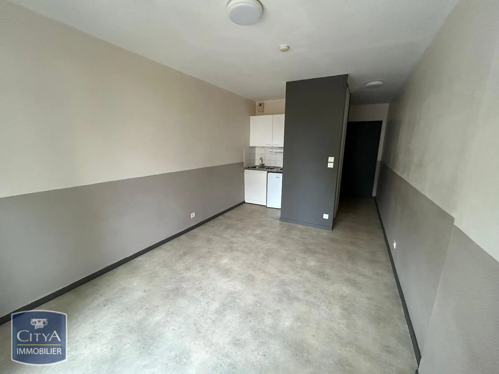 Photo 2 Appartement 1 pièce 19.67m²