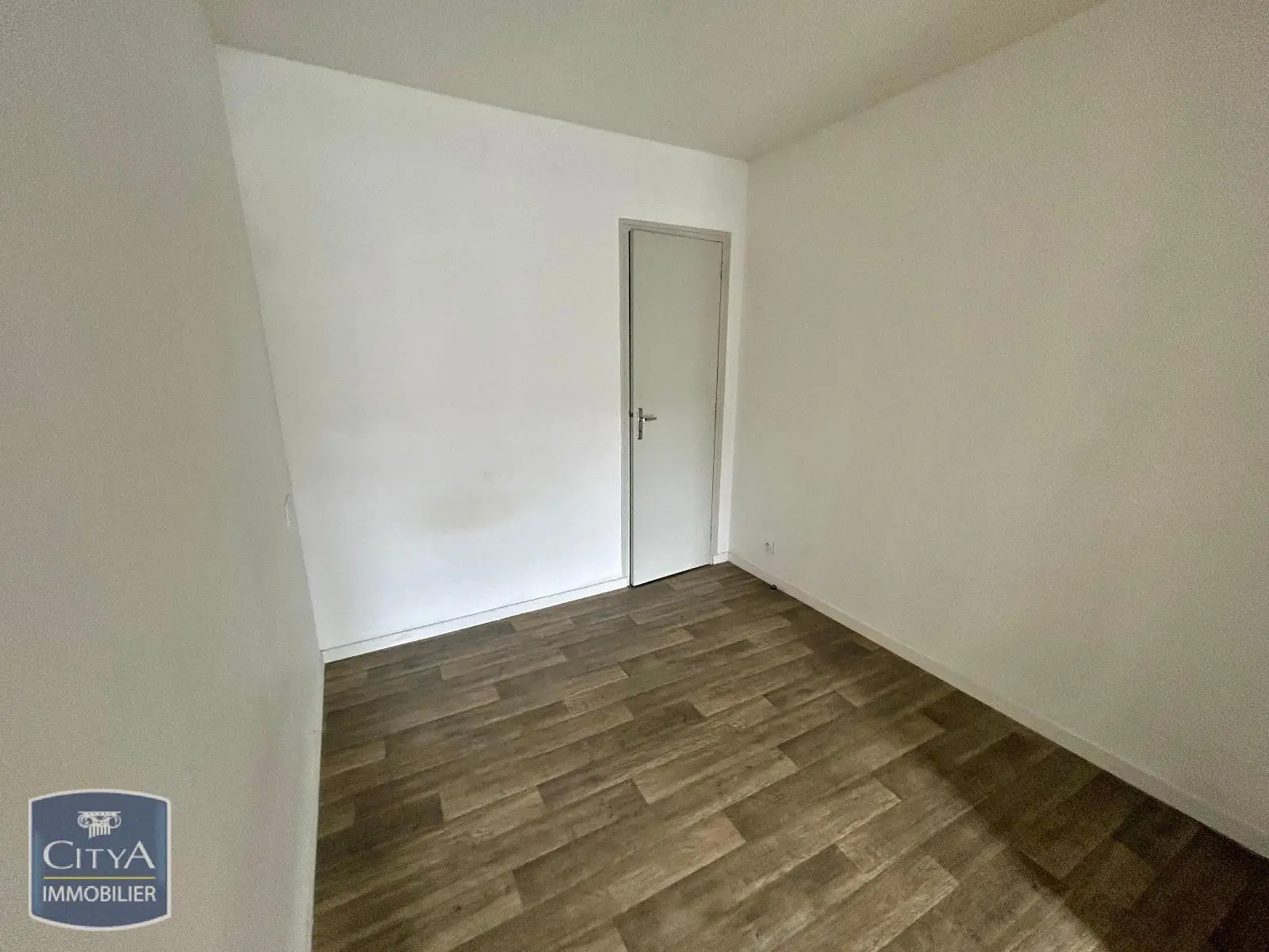 Photo 3 Appartement 1 pièce 23.53m²