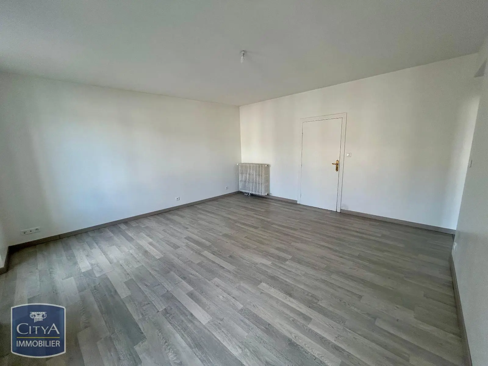 Photo 2 Appartement 5 pièces 129.91m²