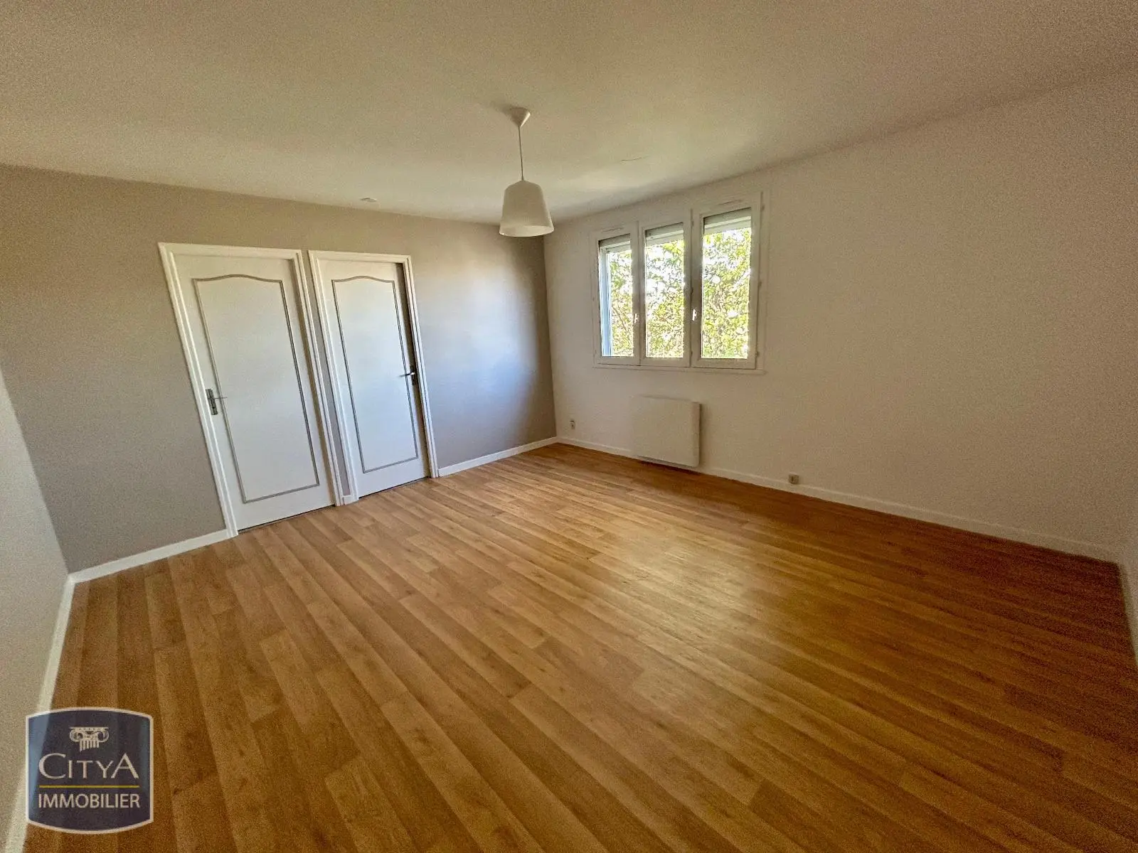 Photo 2 Appartement 1 pièce 30.31m²