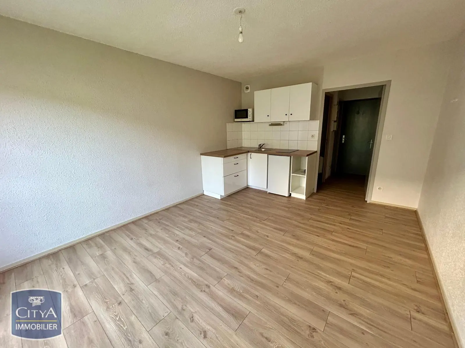 Photo 4 Appartement 1 pièce 23.85m²