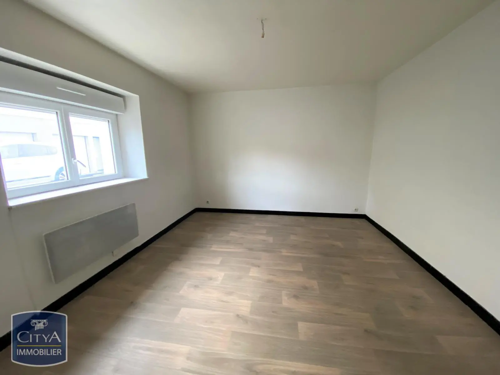 Photo 2 Appartement 1 pièce 27.12m²