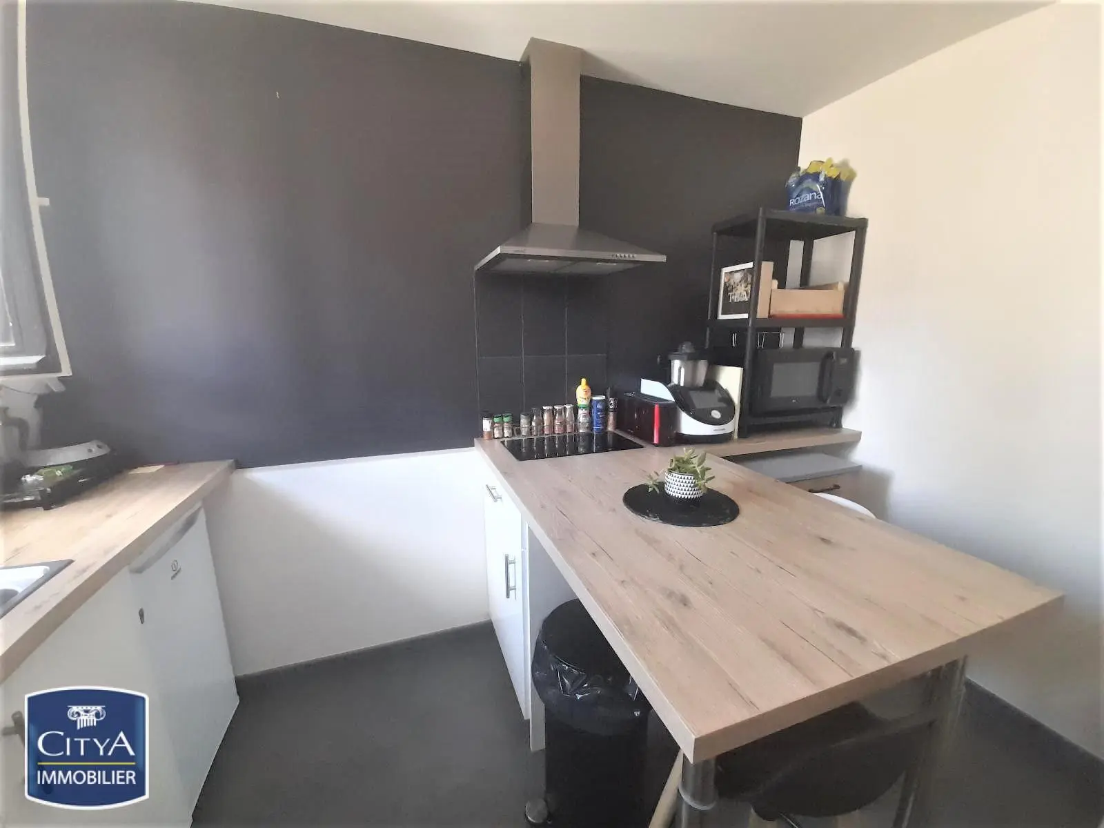 Photo 2 Appartement 1 pièce 31.8m²