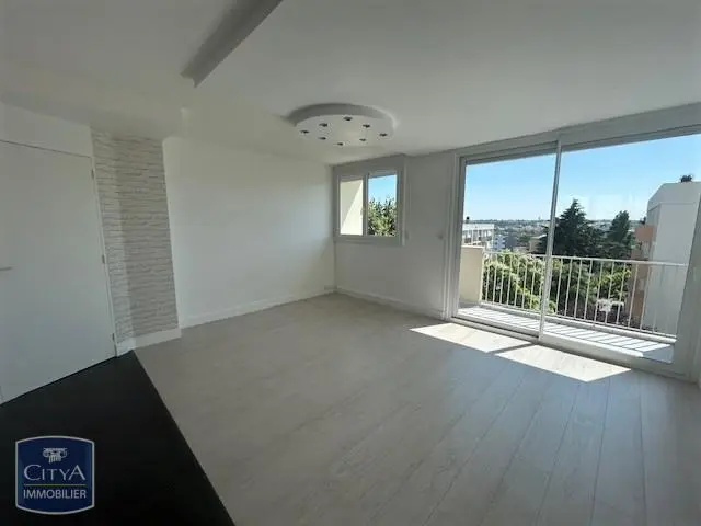 Photo 3 Appartement 4 pièces 65.96m²