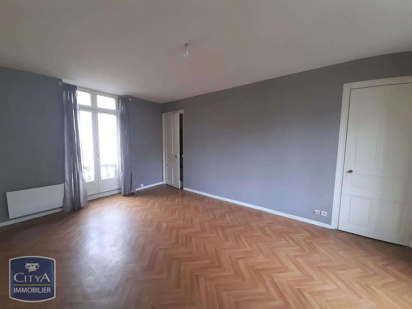 Photo 2 Appartement 2 pièces 43m²