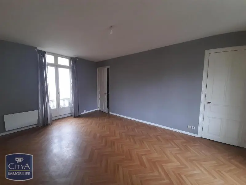 Photo 1 Appartement 2 pièces 43m²