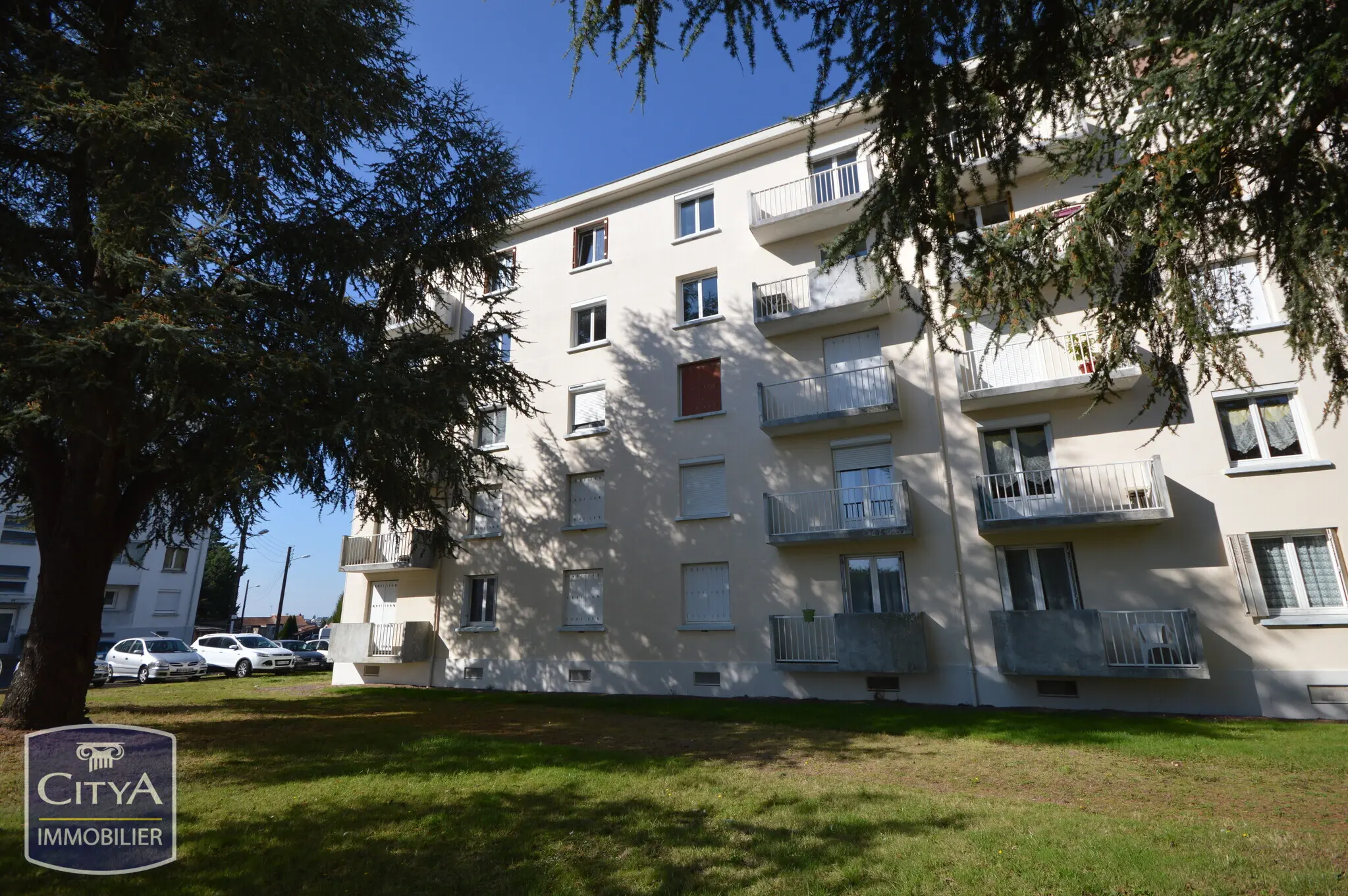 Photo 1 Appartement 4 pièces 64m²