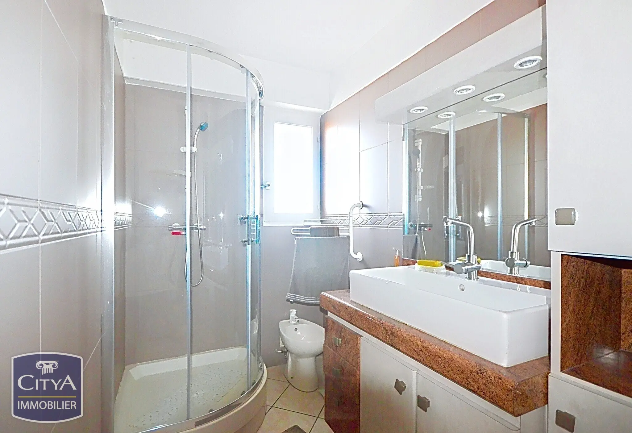 Photo 10 Appartement 5 pièces 88.46m²