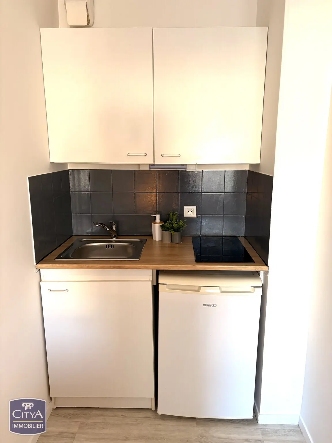 Photo 2 Appartement 1 pièce 19.18m²