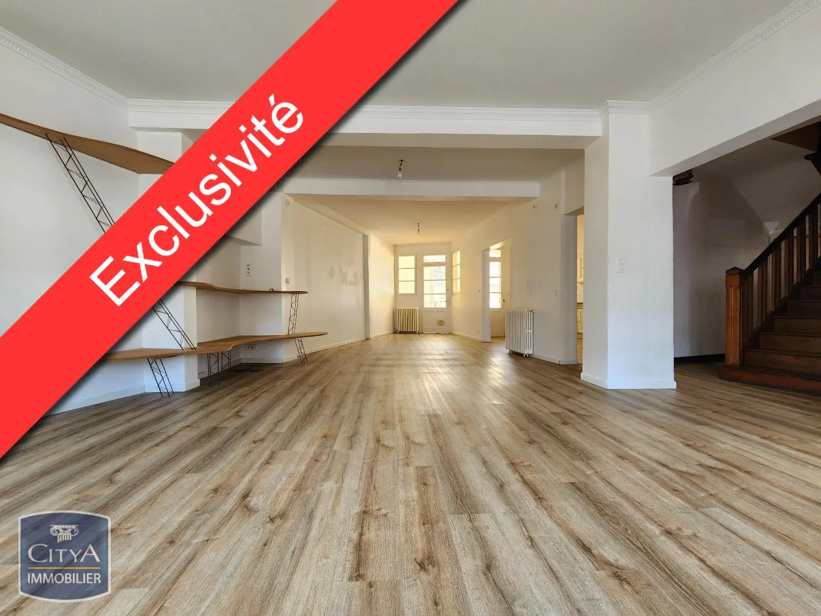 Photo 1 Maison 7 pièces 165m²