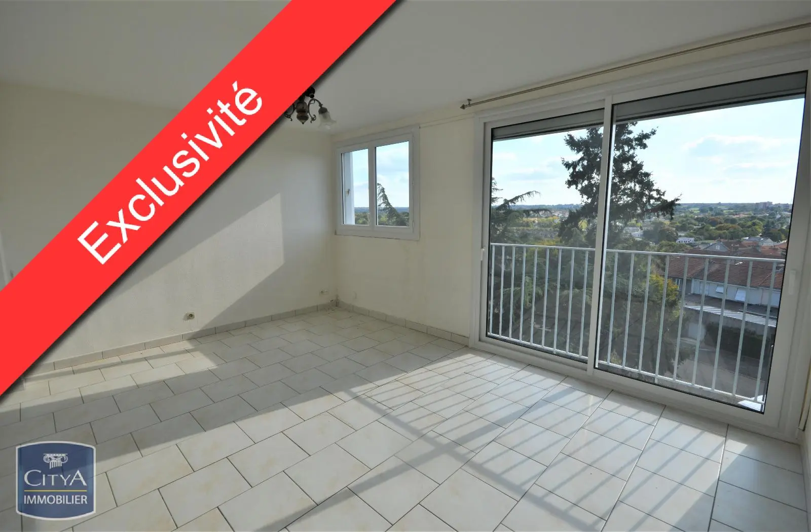 Photo 1 Appartement 5 pièces 80m²
