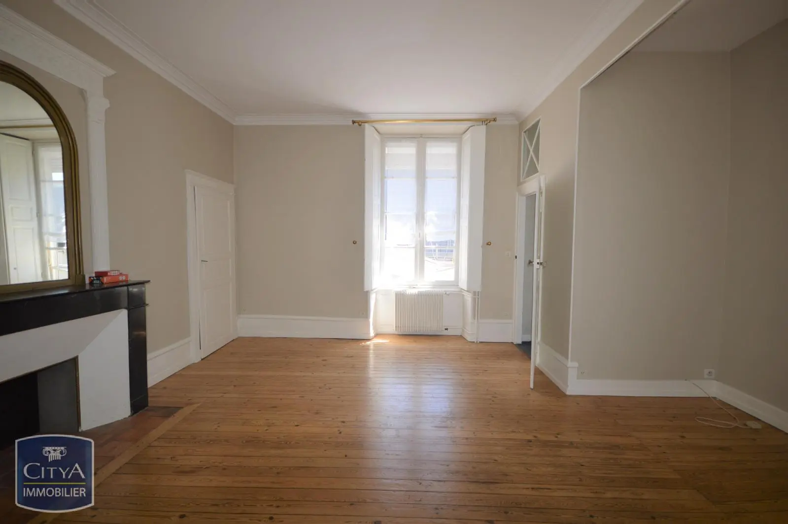 Photo 2 Immeuble 240m²