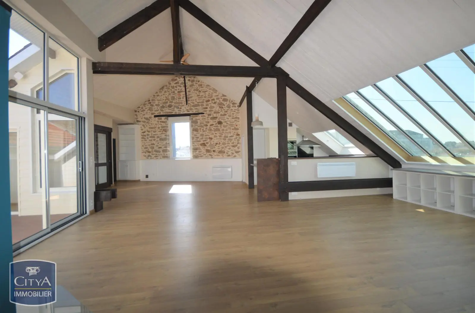 Photo 2 Appartement 6 pièces 162m²