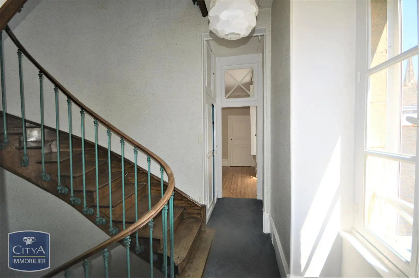 Photo 2 Immeuble 240m²