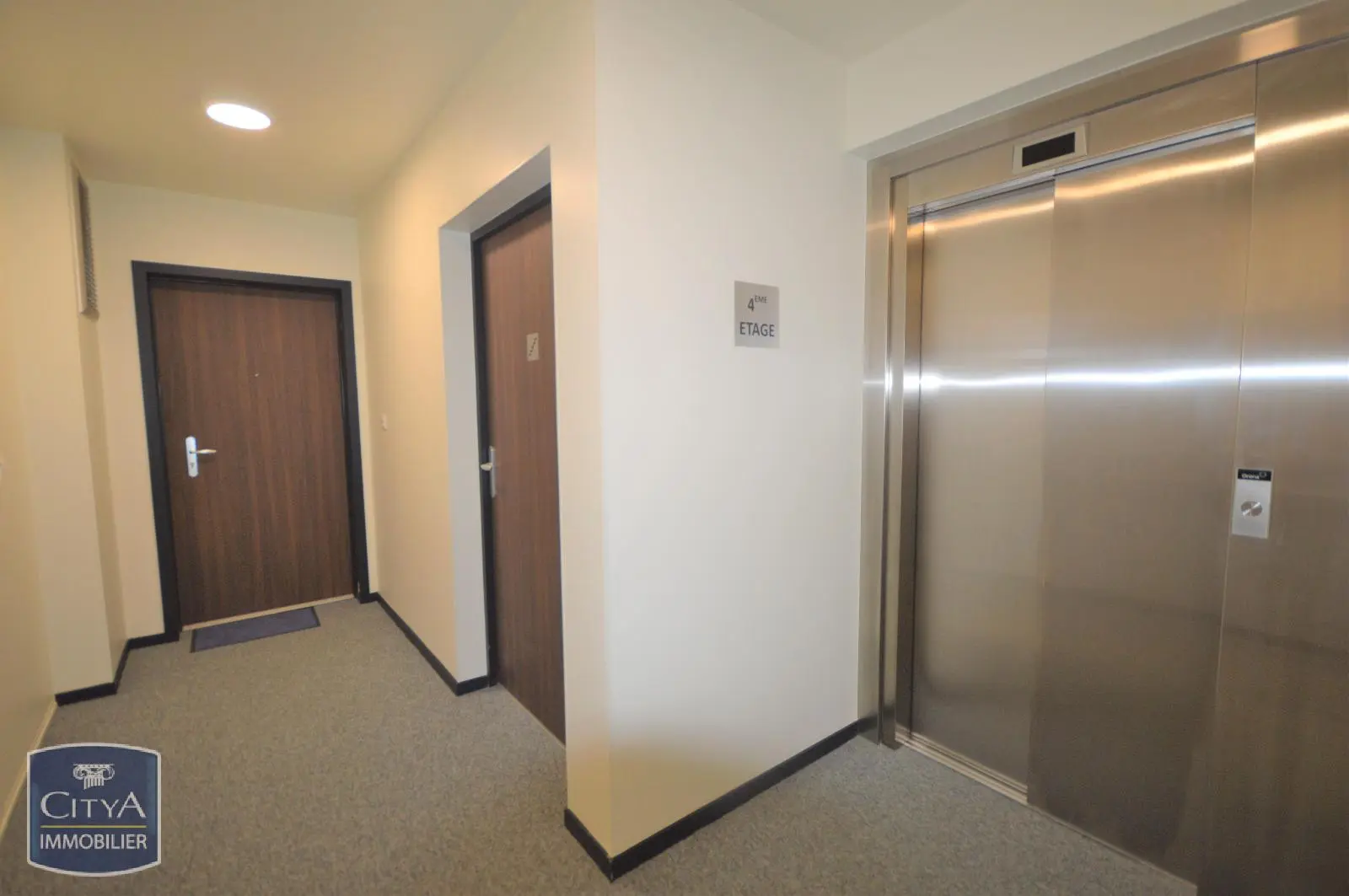 Photo 12 Appartement 5 pièces 104m²