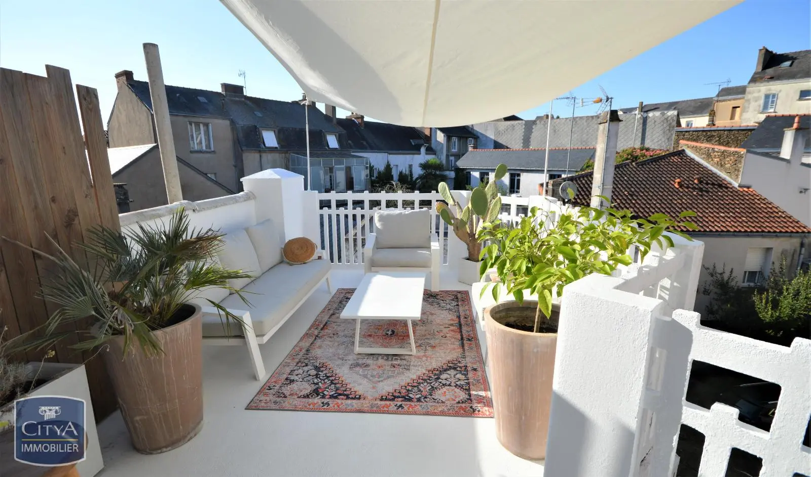 Photo 8 Maison 8 pièces 177m²