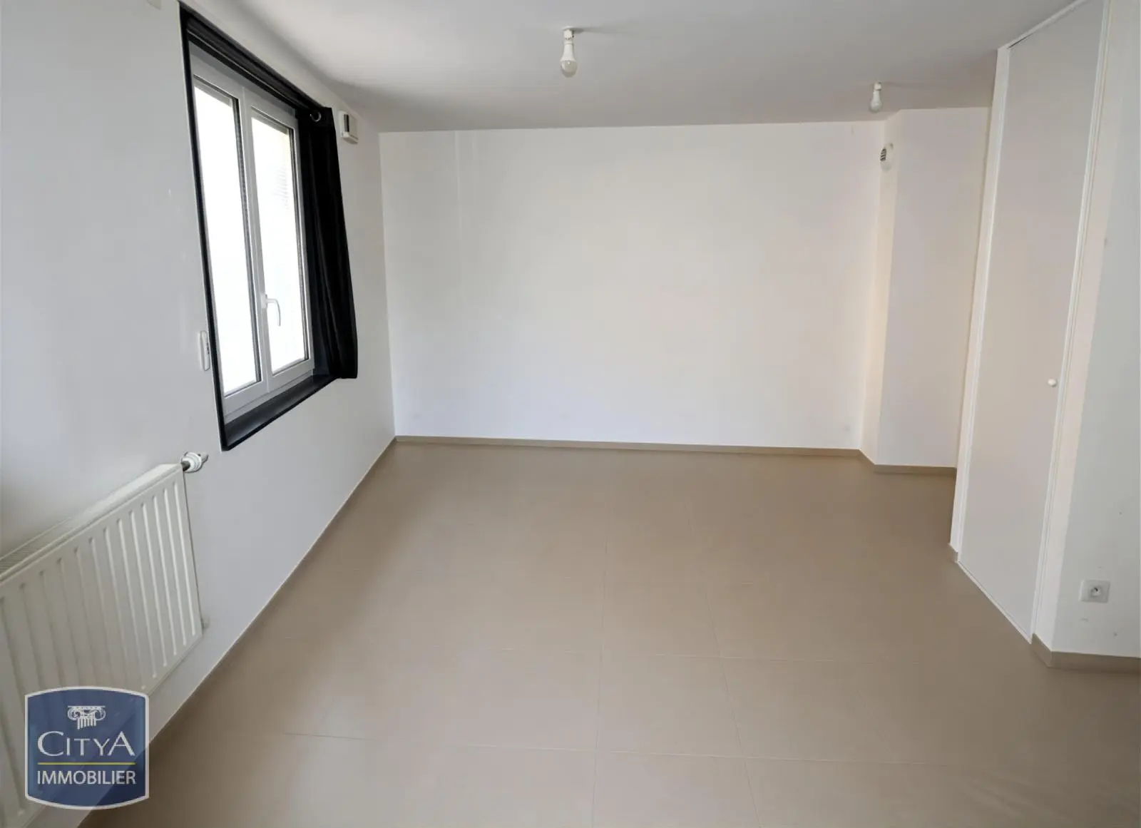 Photo 2 Appartement 1 pièce 24.03m²