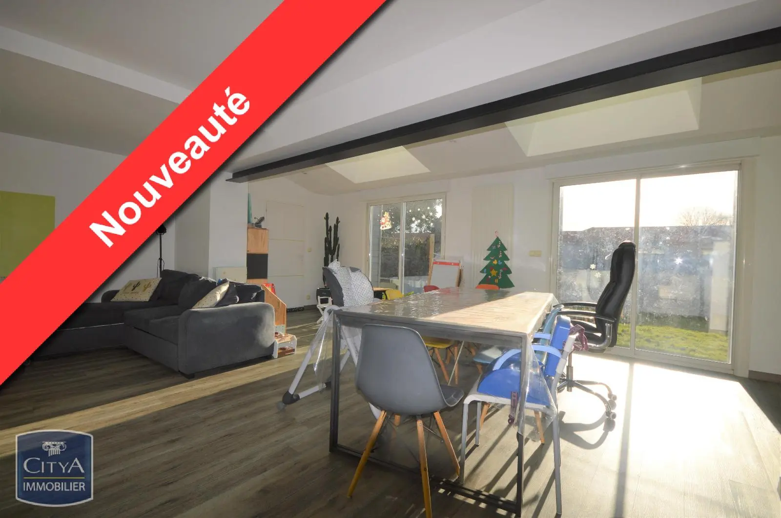 Photo 1 Maison 6 pièces 100m²