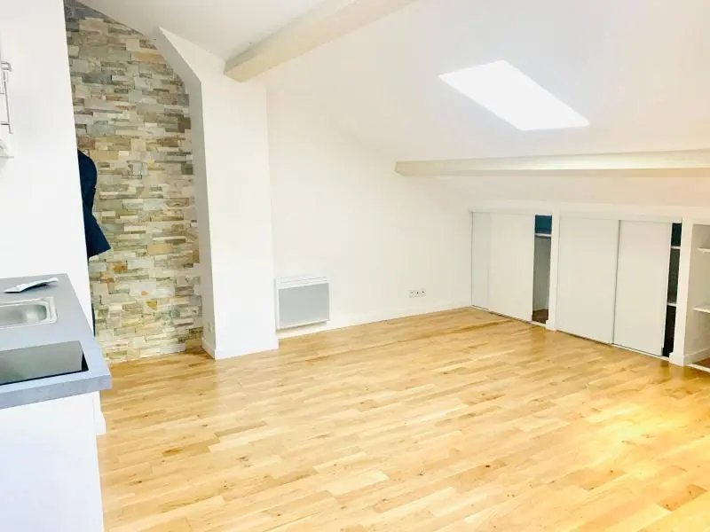 Photo 3 Appartement 1 pièce 21.8m²