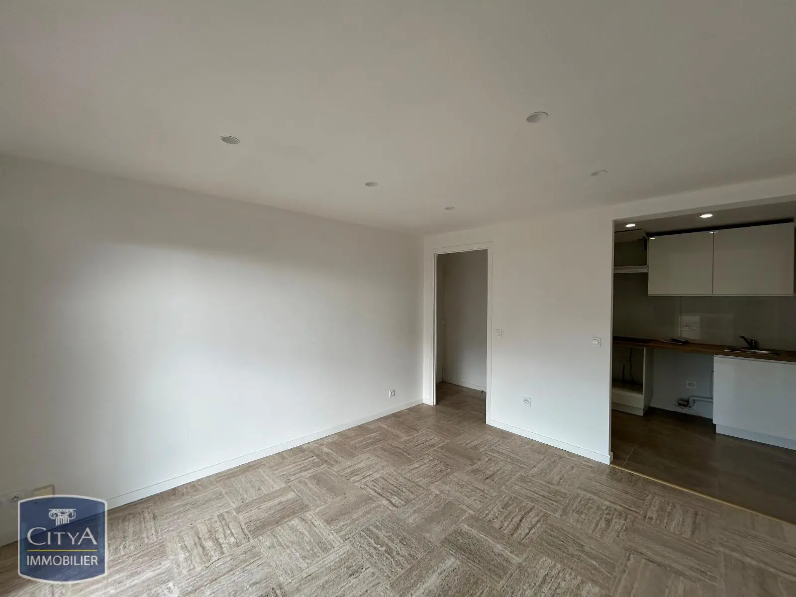Photo 3 Appartement 2 pièces 37.42m²