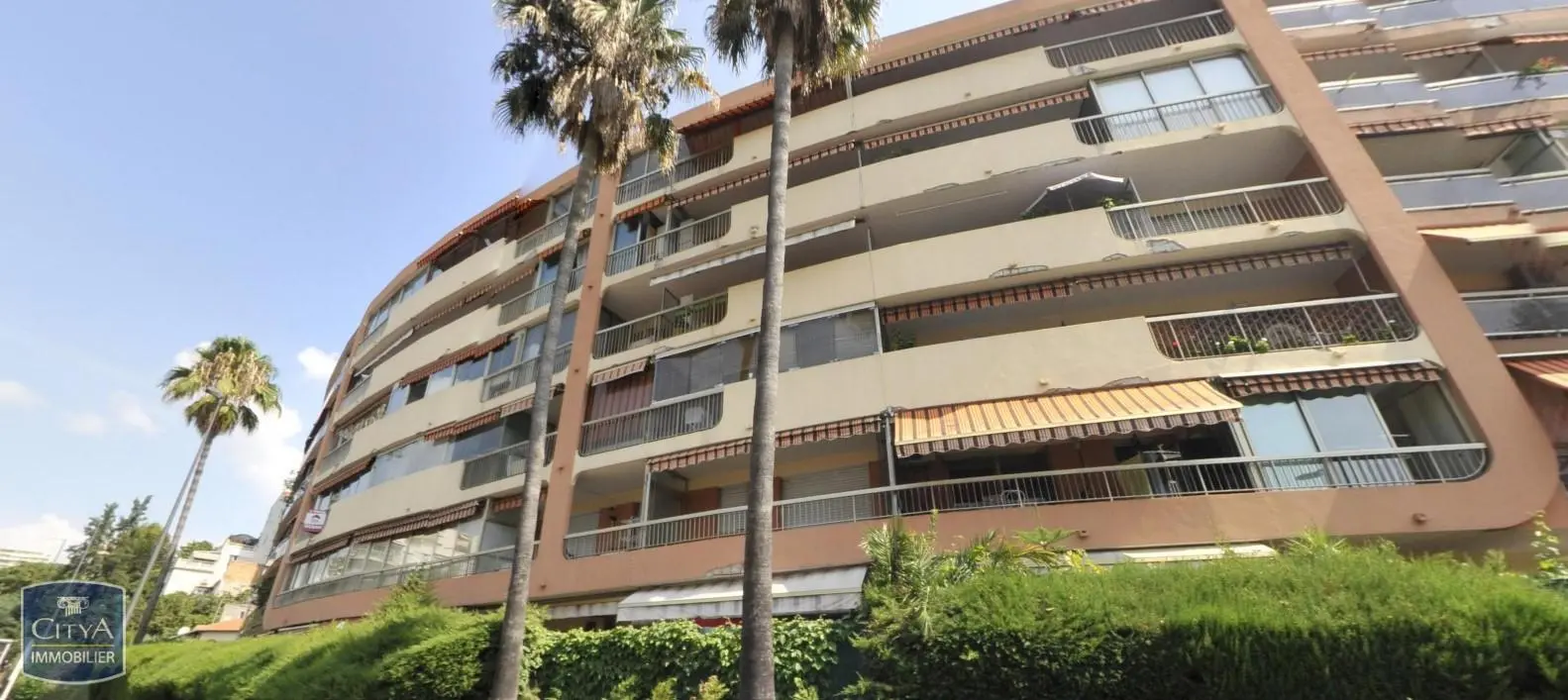 Photo 1 Appartement 1 pièce 28.86m²