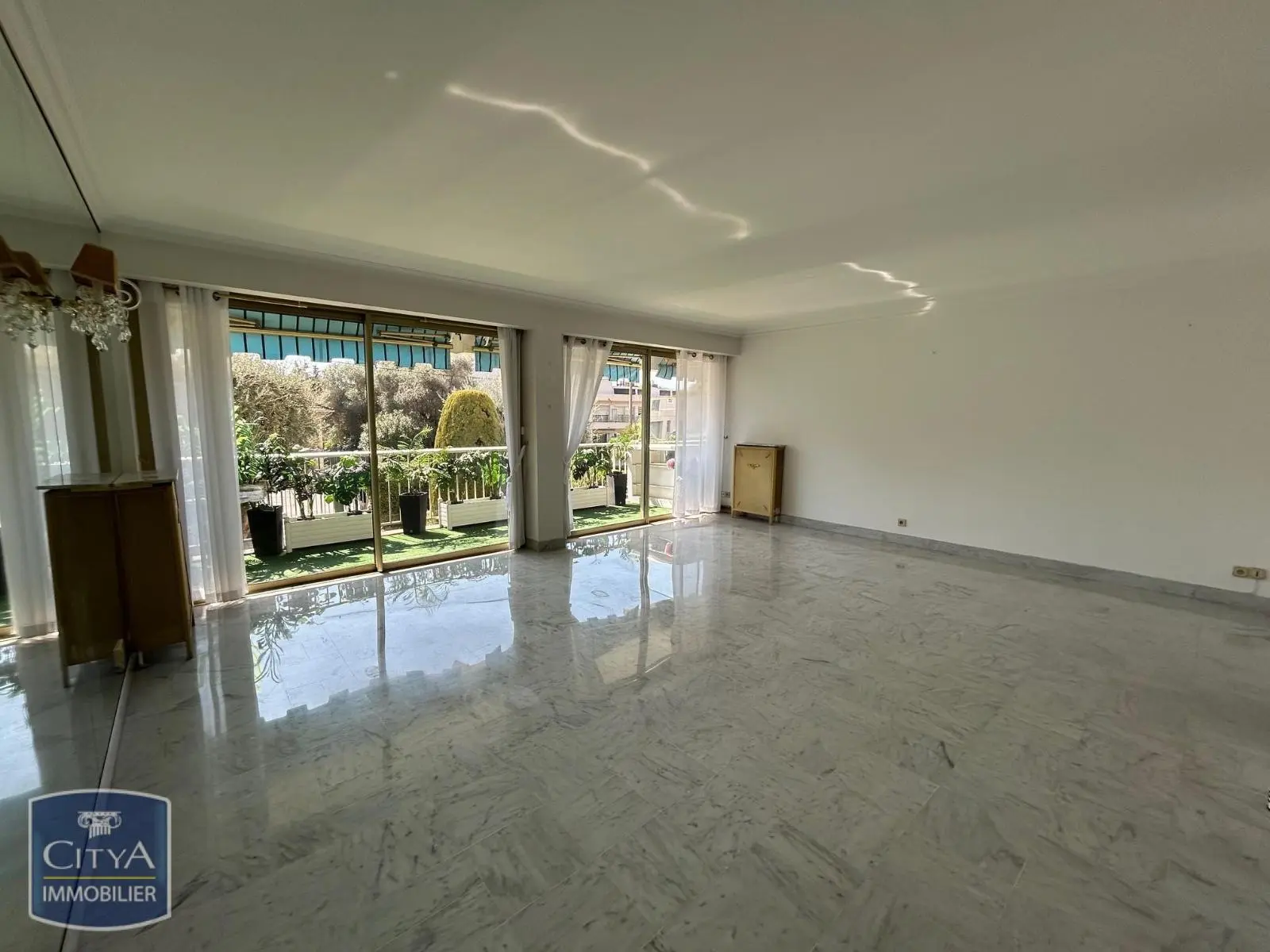 Photo 2 Appartement 3 pièces 107.5m²