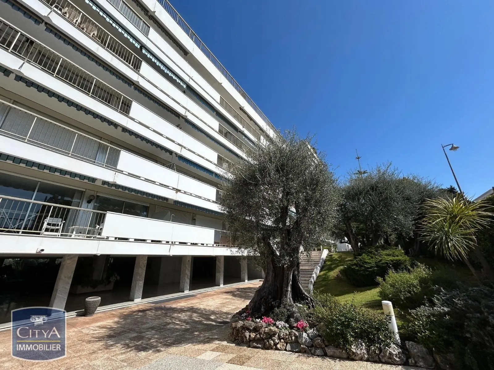 Photo 17 Appartement 3 pièces 107.5m²