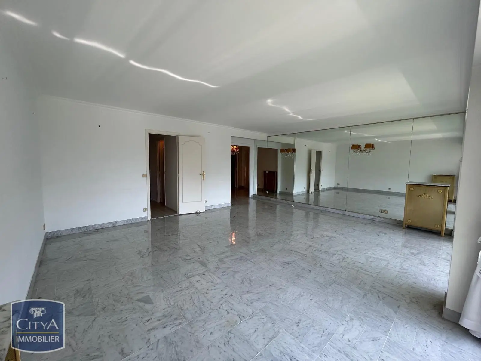 Photo 5 Appartement 3 pièces 107.5m²