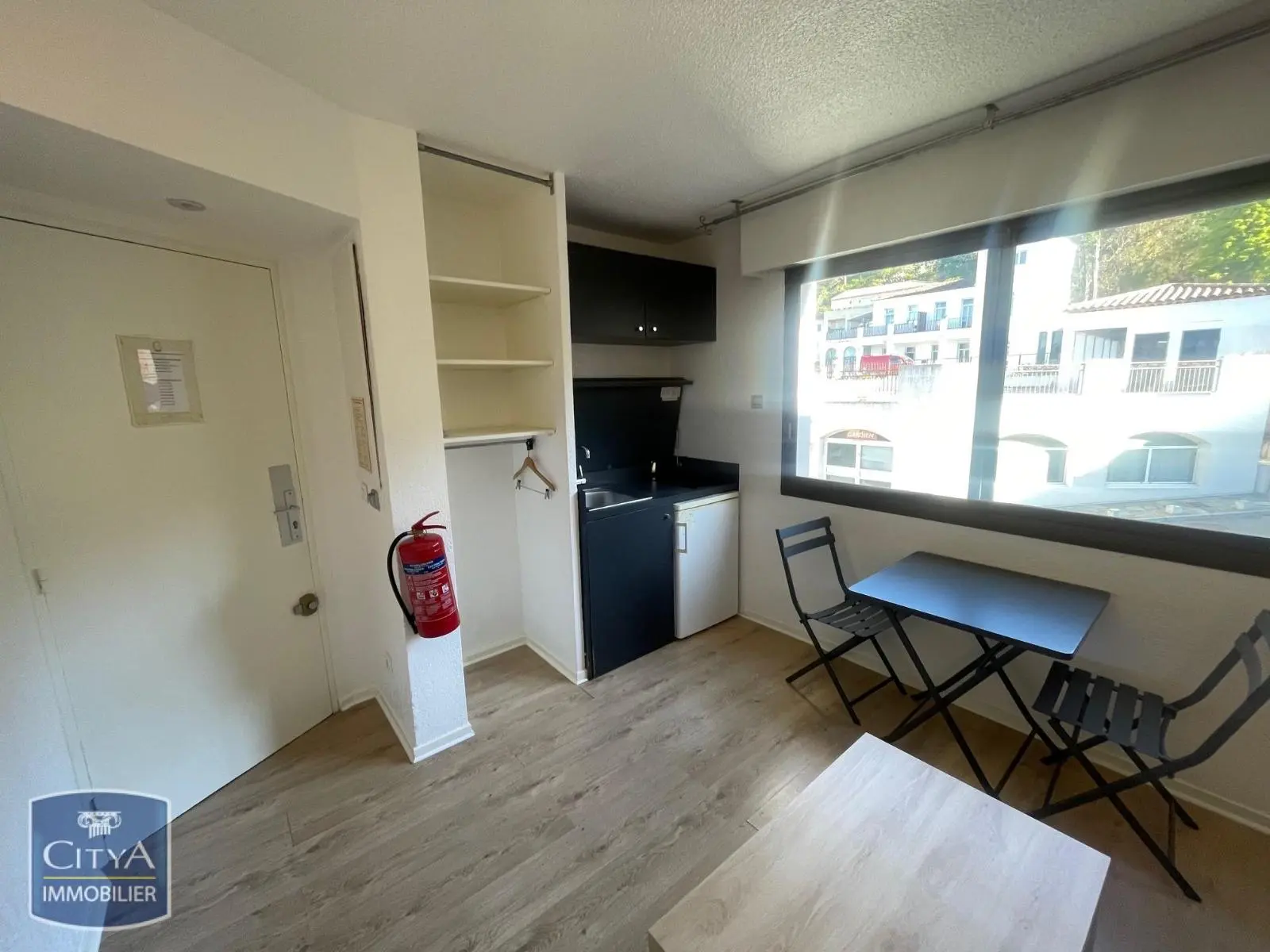 Photo 3 Appartement 1 pièce 14.97m²