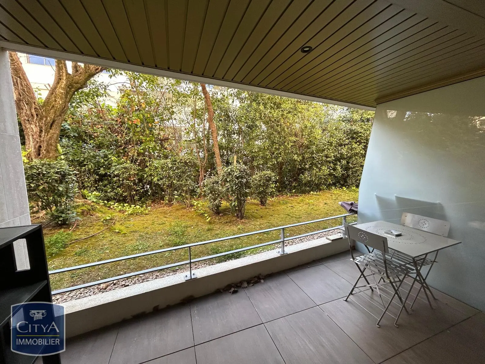 Photo 1 Appartement 1 pièce 24.86m²