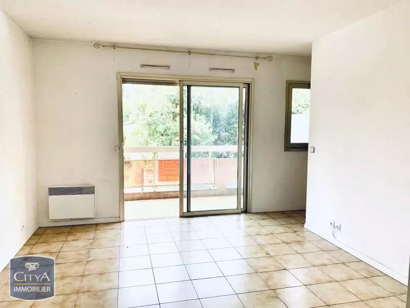 Illustration pour Appartement 1 pièce 23.63m² Photo Appartement 1 pièce 23.63m²