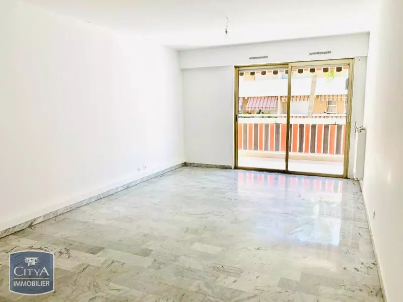 Illustration pour Appartement 3 pièces 67.3m² Photo Appartement 3 pièces 67.3m²