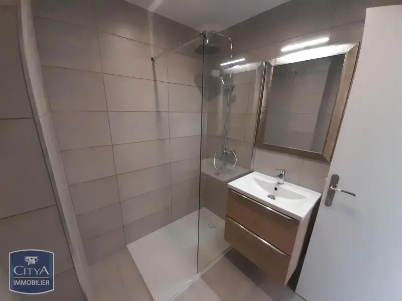 Photo 3 Appartement 1 pièce 29.87m²