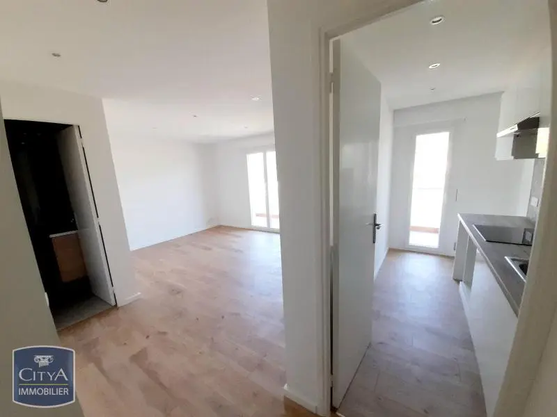 Photo 7 Appartement 1 pièce 29.87m²
