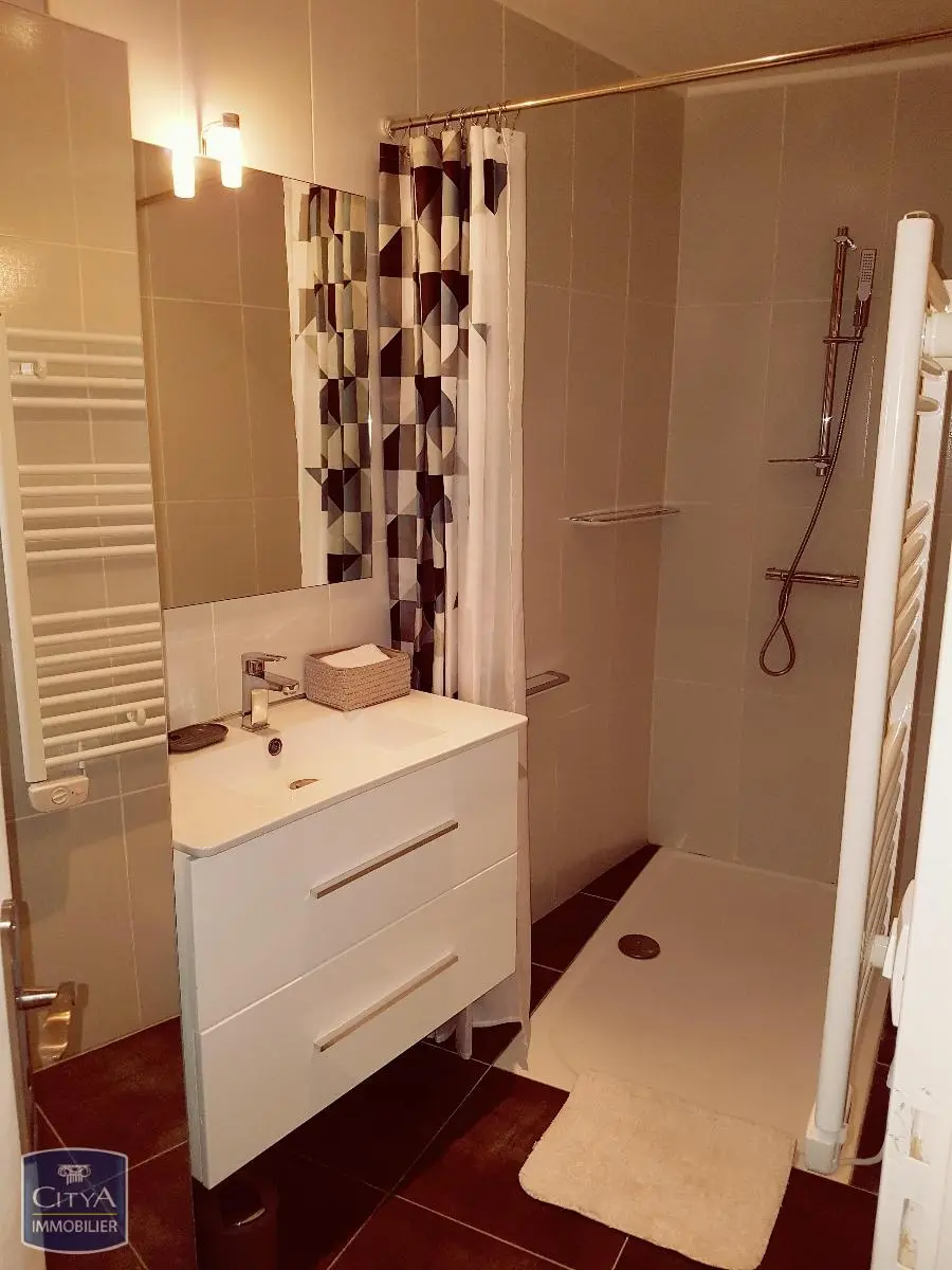 Photo 3 Appartement 1 pièce 28.1m²