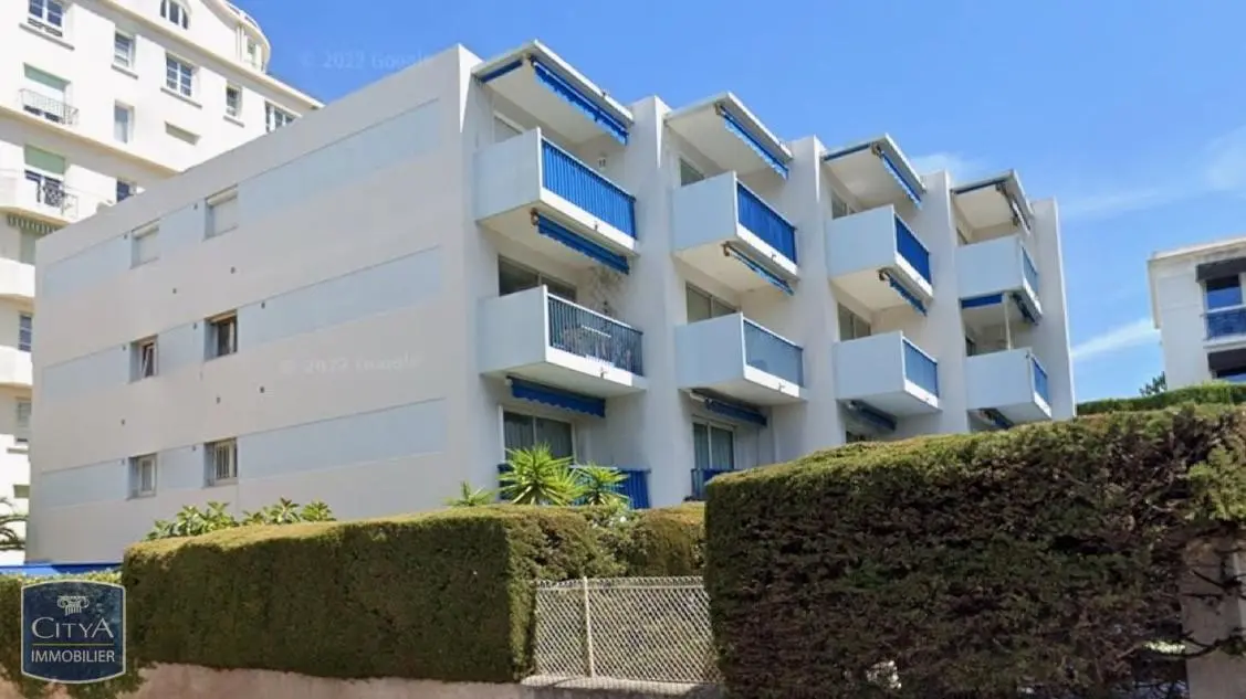 Photo 2 Parking 12m²