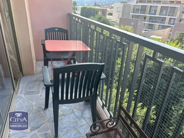 Photo 2 Appartement 1 pièce 21.75m²