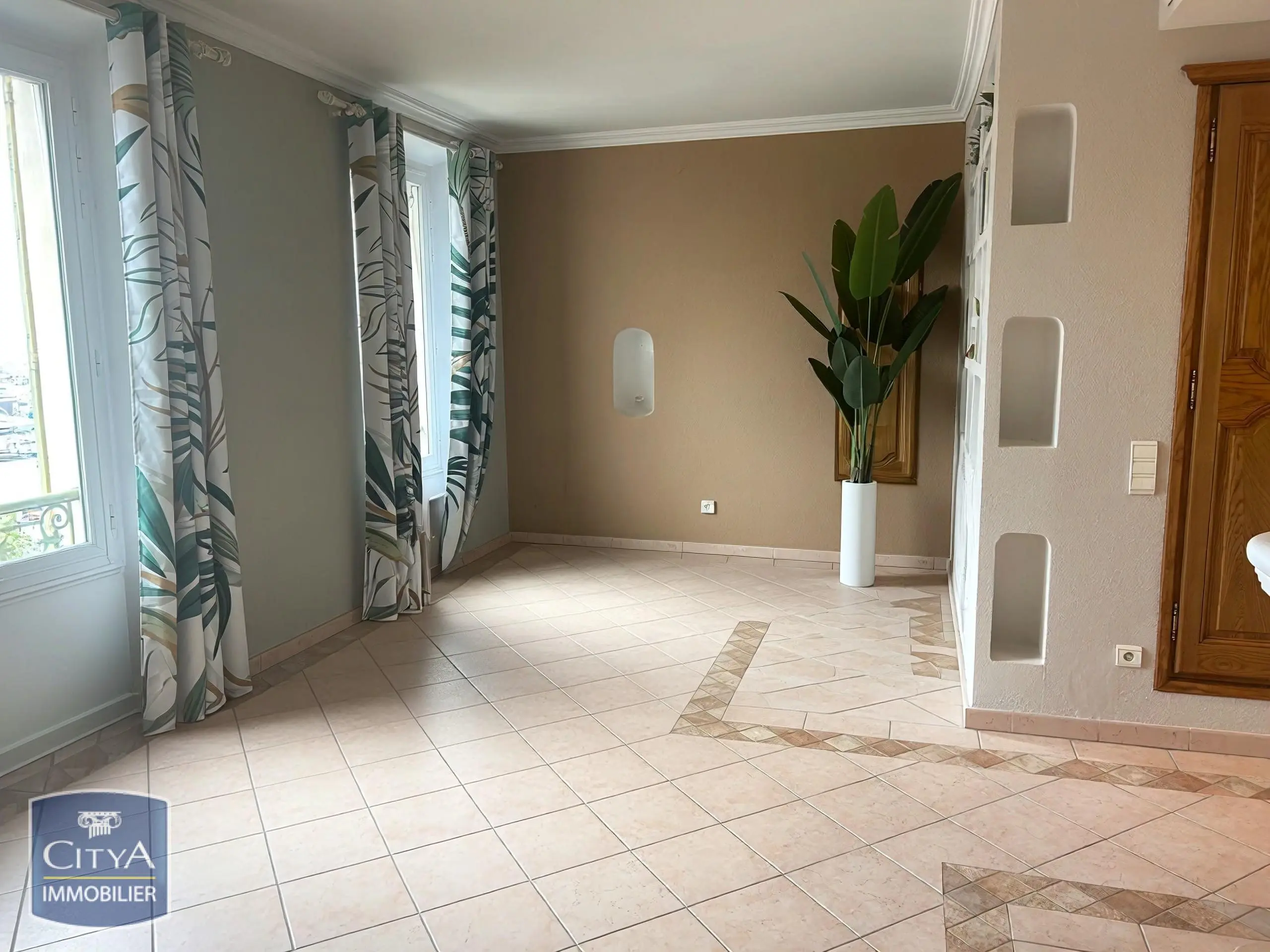 Photo 6 Appartement 2 pièces 114.71m²