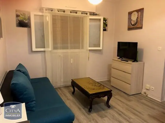 Photo 1 Appartement 1 pièce 23m²
