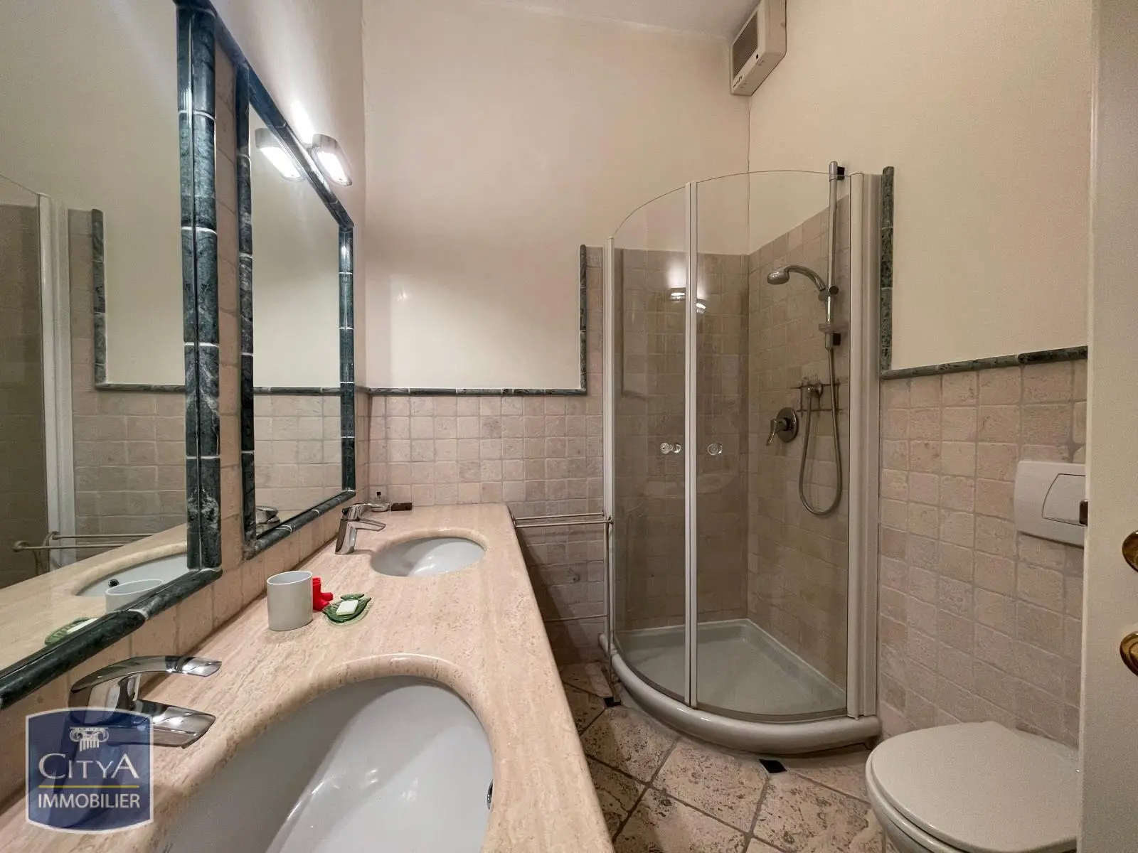 Photo 14 Appartement 4 pièces 104.16m²