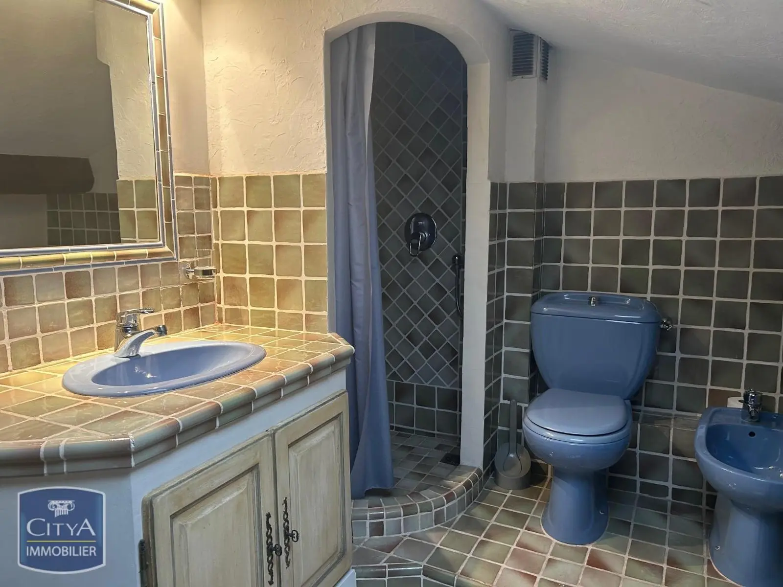 Photo 4 Appartement 2 pièces 114.71m²