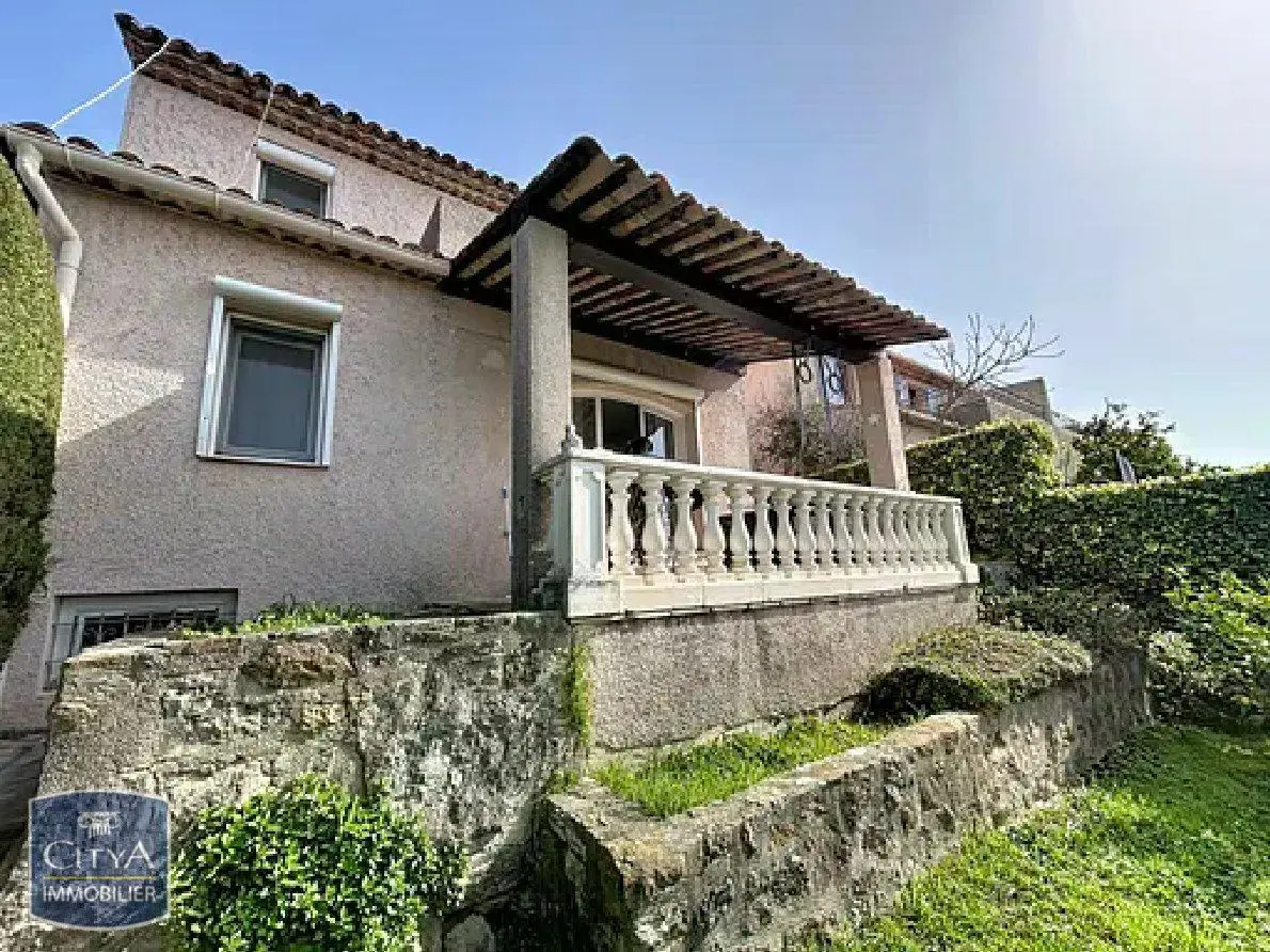 Photo 1 Maison 4 pièces 106.32m²